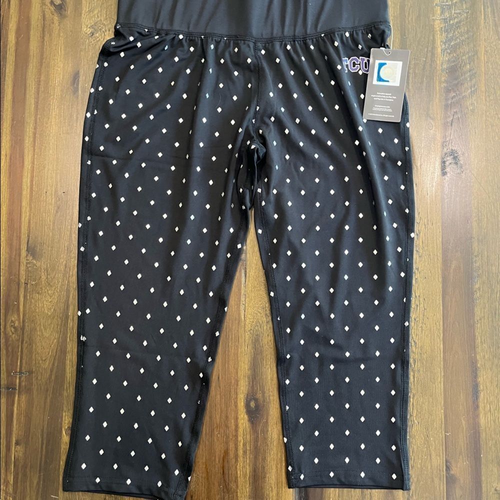 TCU Champion Capri Leggings Black Diamond Print